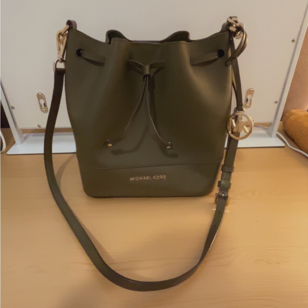 Michael Kors Olive Shoulder Bag